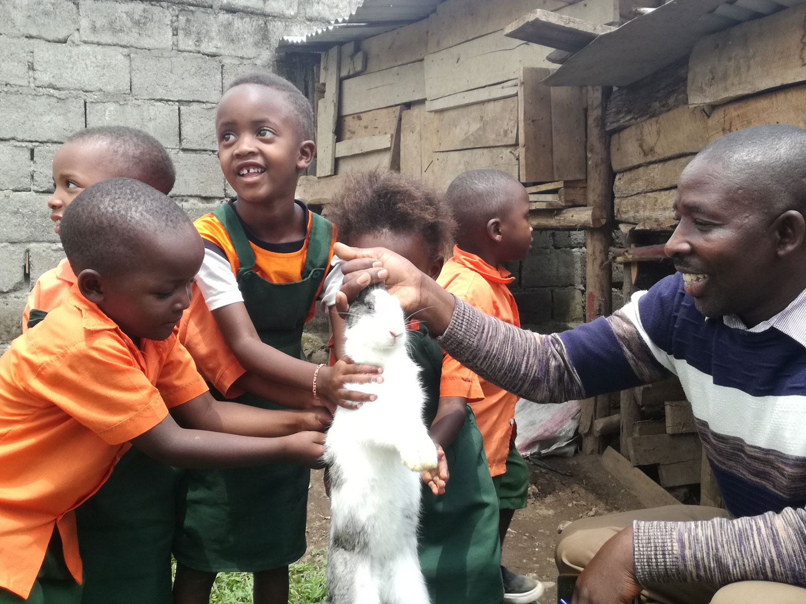 RUANDA Progetto Dalla scuola alla terra